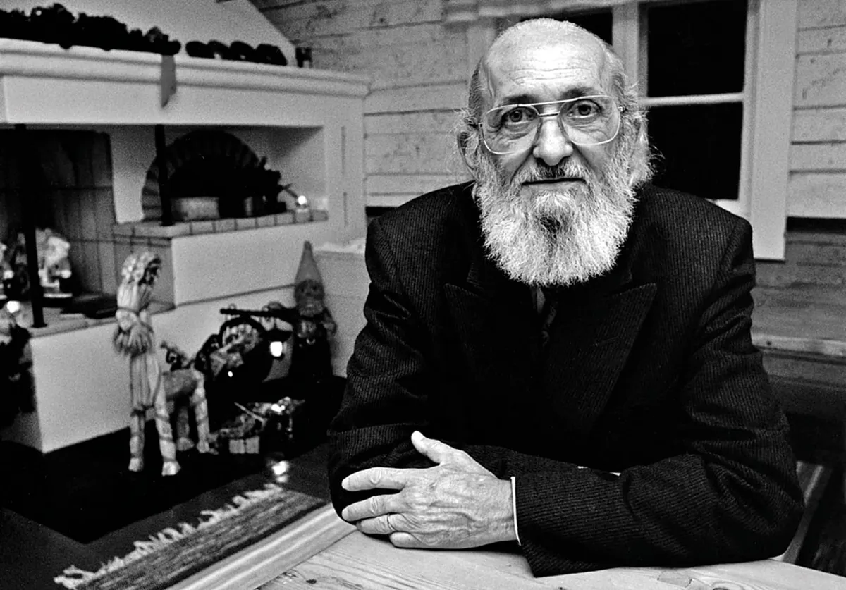 Capa: Paulo Freire – Brasil Paralelo: Baixe o Curso Completo Agora!