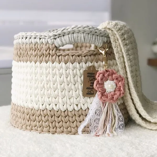 Capa: Curso de Crochê com Fio de Malha Blush Crochet: Baixar Agora!