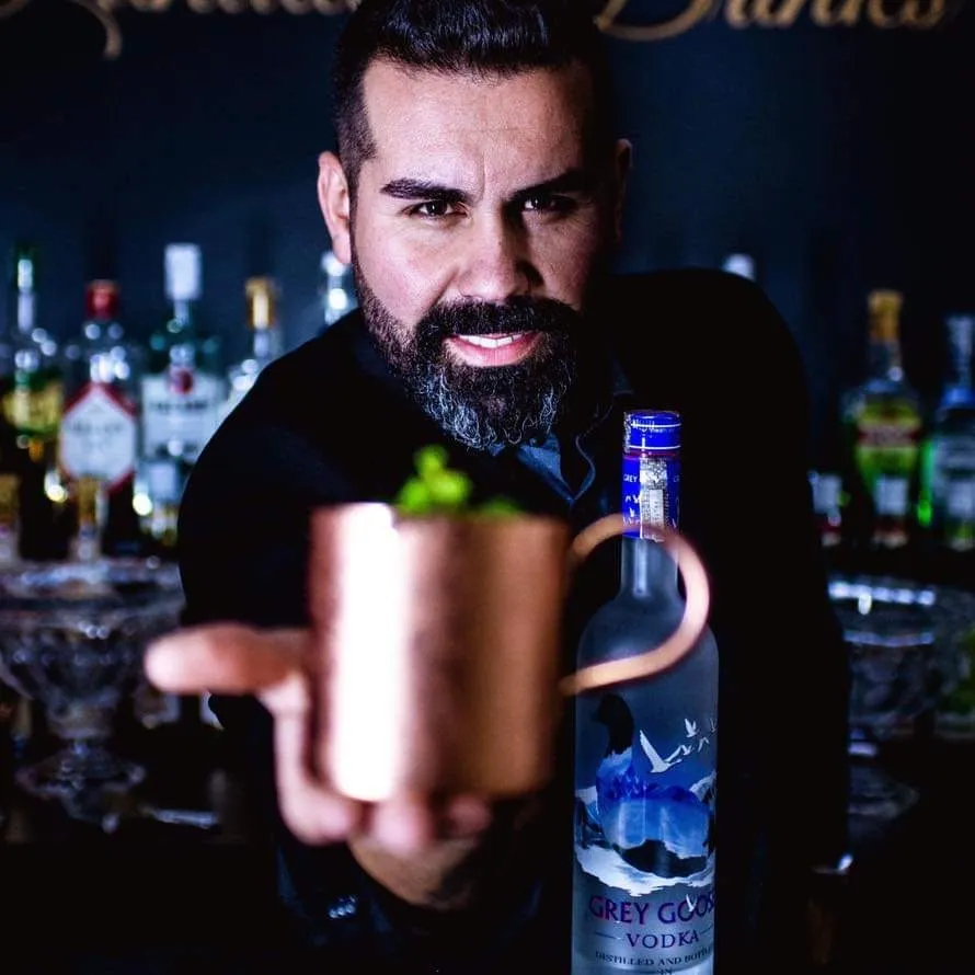 Capa: Baixar Curso Drinks Em Casa Gui Rial em 2024 – Download Rápido