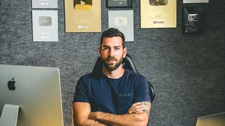 Capa: Milionario com Facebook: Baixe o Curso de Giorgio Barone 2022